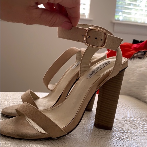 Straps nude pumps - Picture 4 of 5